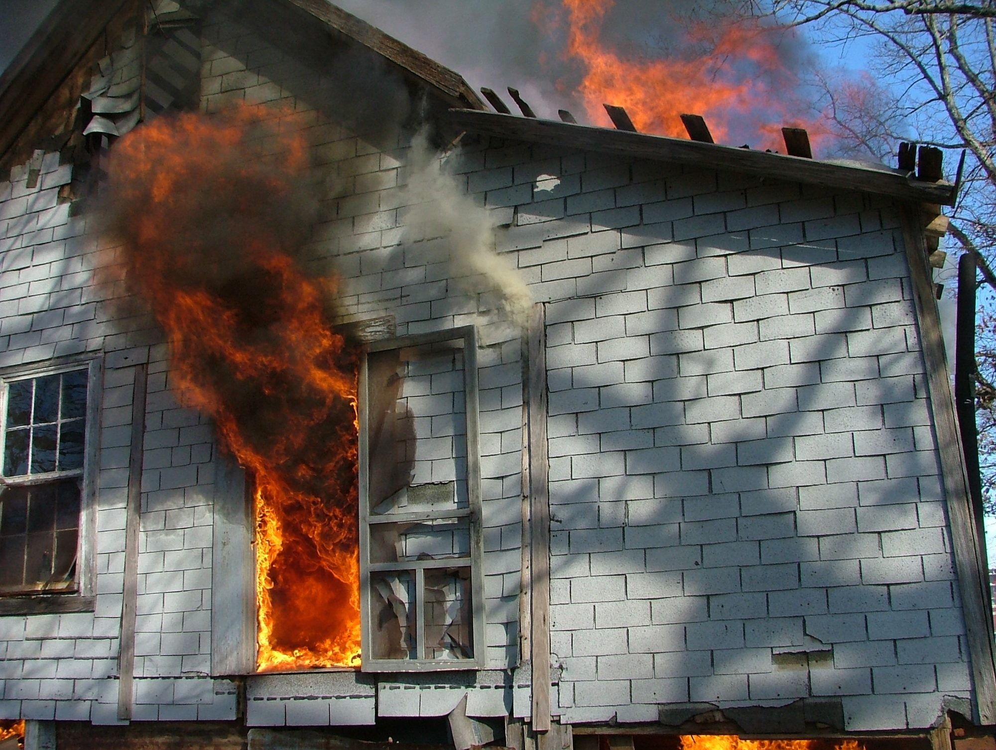 house-fire-3-1519596